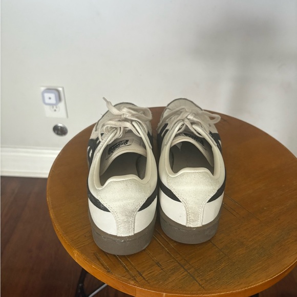 Onitsuka Tiger by Asics White and Black Sneakers - Picture 3 of 7